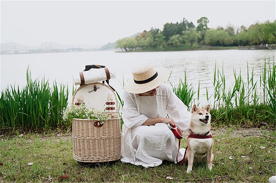Rattan Trolley Picnic Basket Natural Wicker Weaving Lunch Baskets Wheels Family Outing Trip Picnic Bento Storage High Capacity