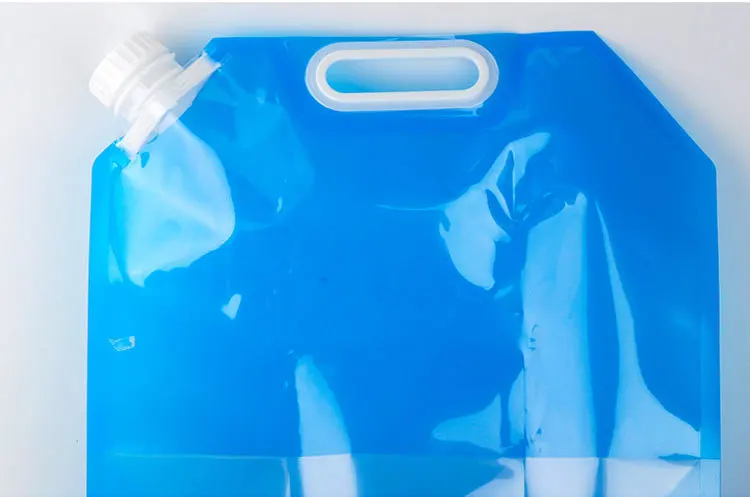 Super resistant collapsible water bag